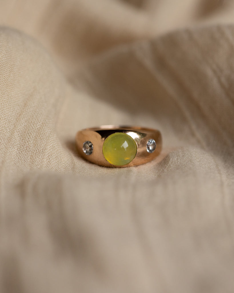 Emilienne Vintage 9ct Gold Chrysoberyl & Diamond Trilogy Ring