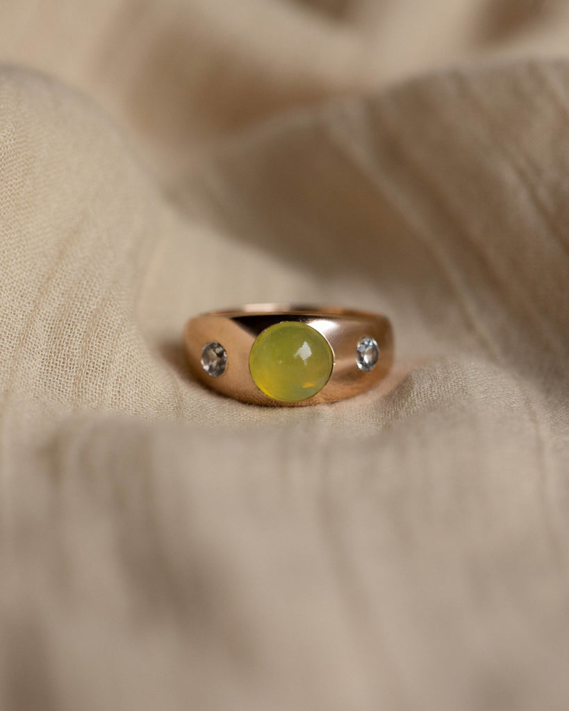 Emilienne Vintage 9ct Gold Chrysoberyl & Diamond Trilogy Ring