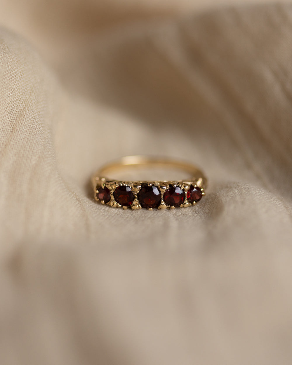 Jacinta 1978 Vintage 9ct Gold Garnet Five Stone Ring