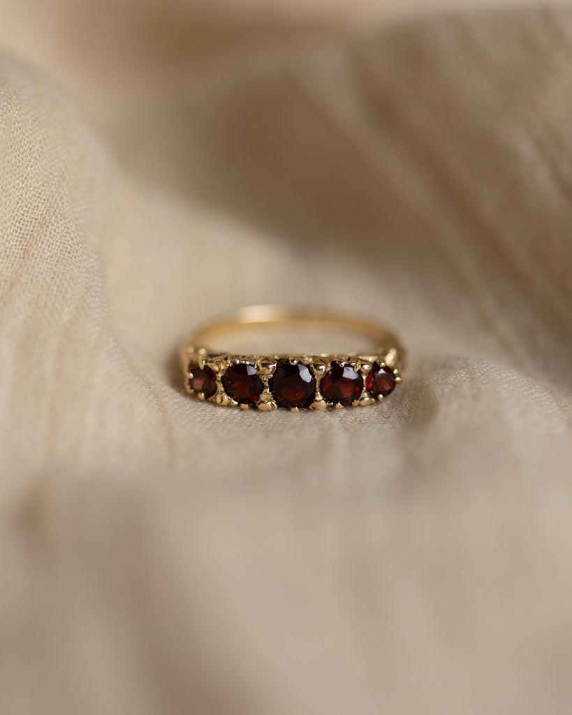 Jacinta 1978 Vintage 9ct Gold Garnet Five Stone Ring