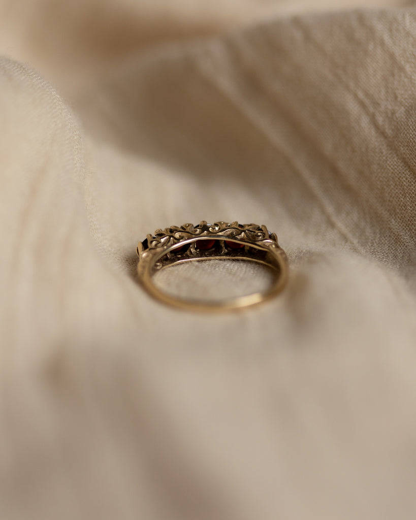 Jacinta 1978 Vintage 9ct Gold Garnet Five Stone Ring