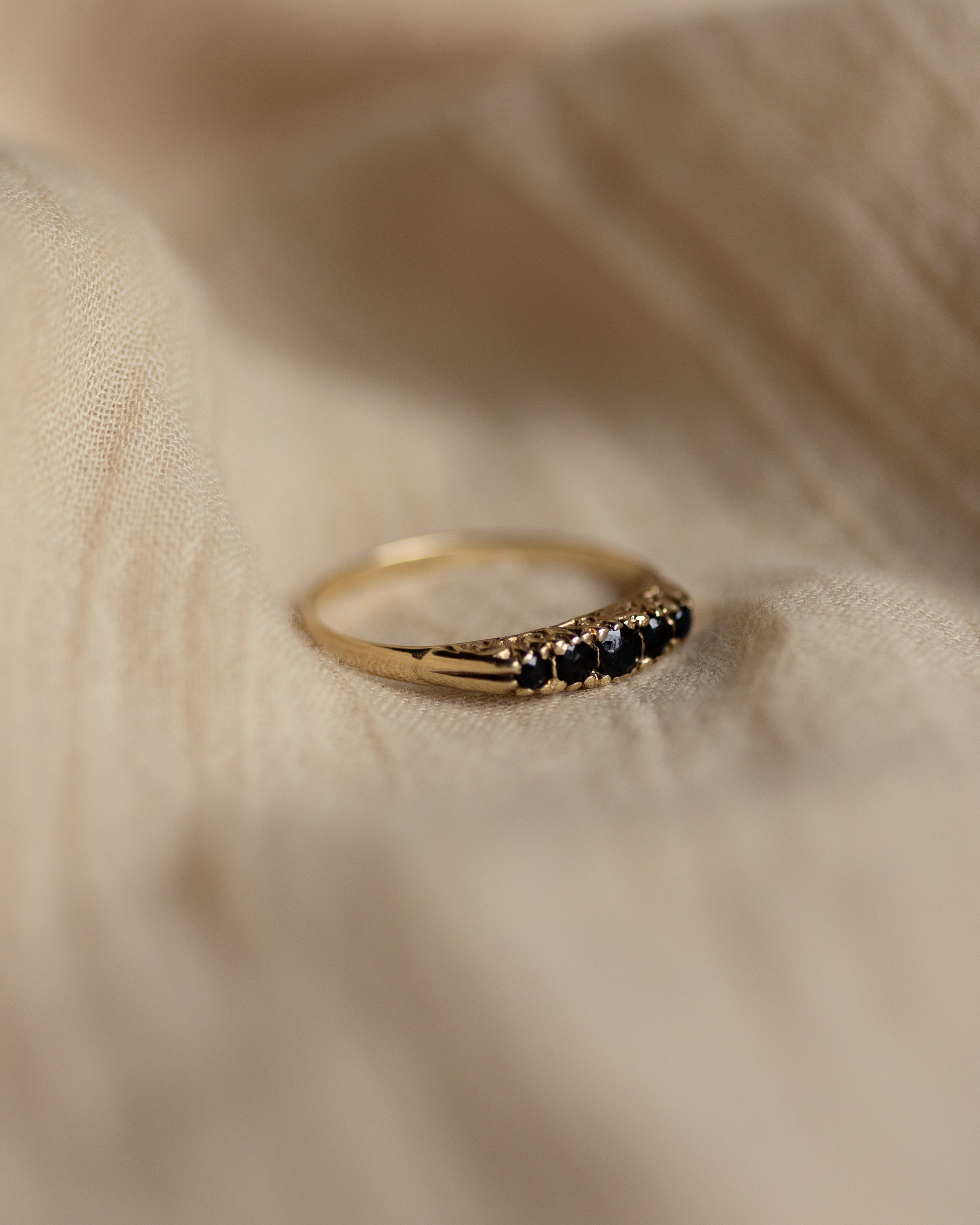Nadine 1989 Vintage 9ct Gold Sapphire Five Stone Ring