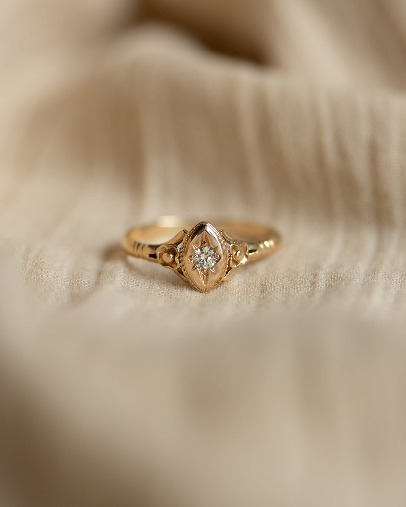 Serena 1984 Vintage 9ct Gold Single Stone Diamond Ring