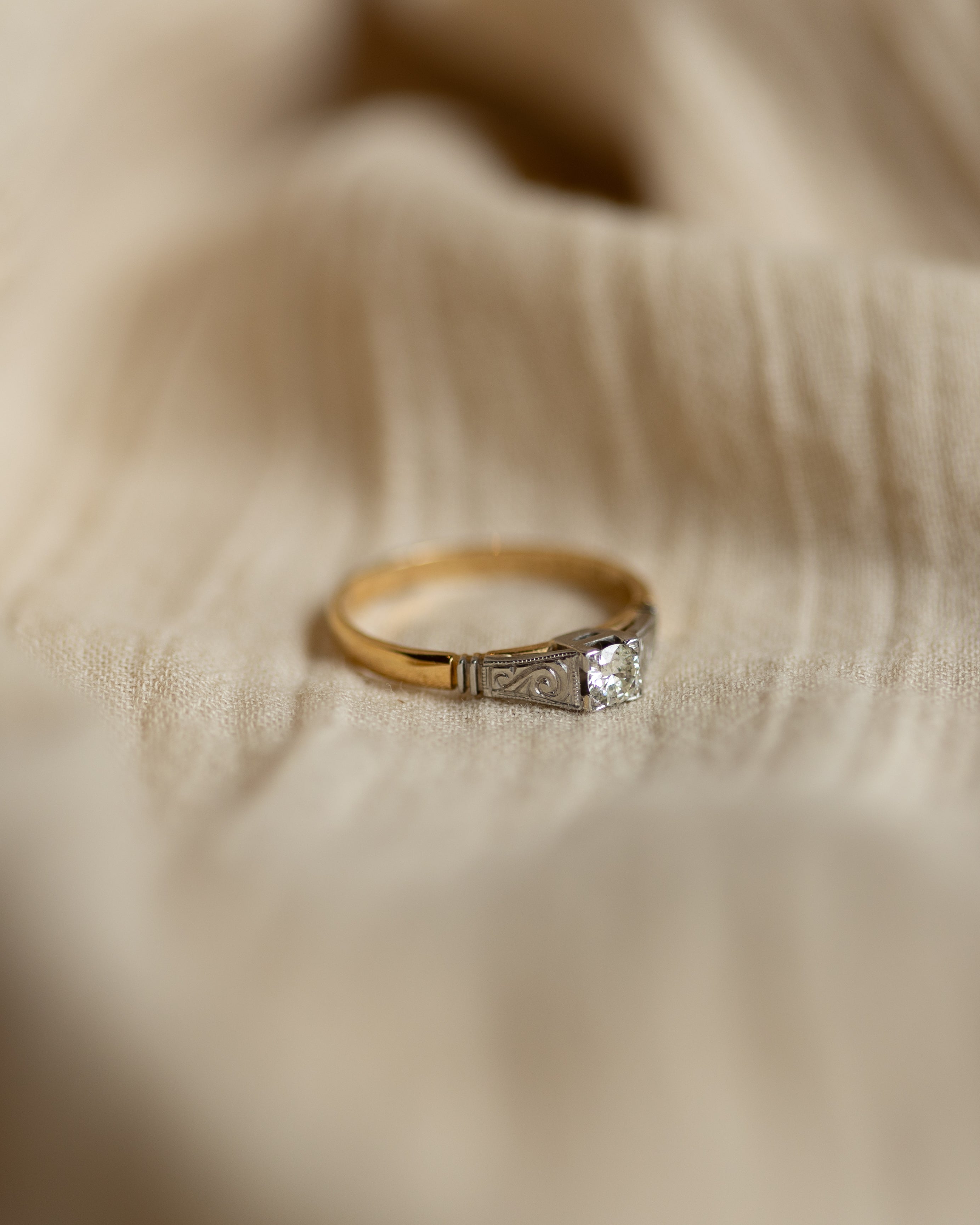 Florence Antique Art Deco 18ct Gold Single Stone Diamond Ring