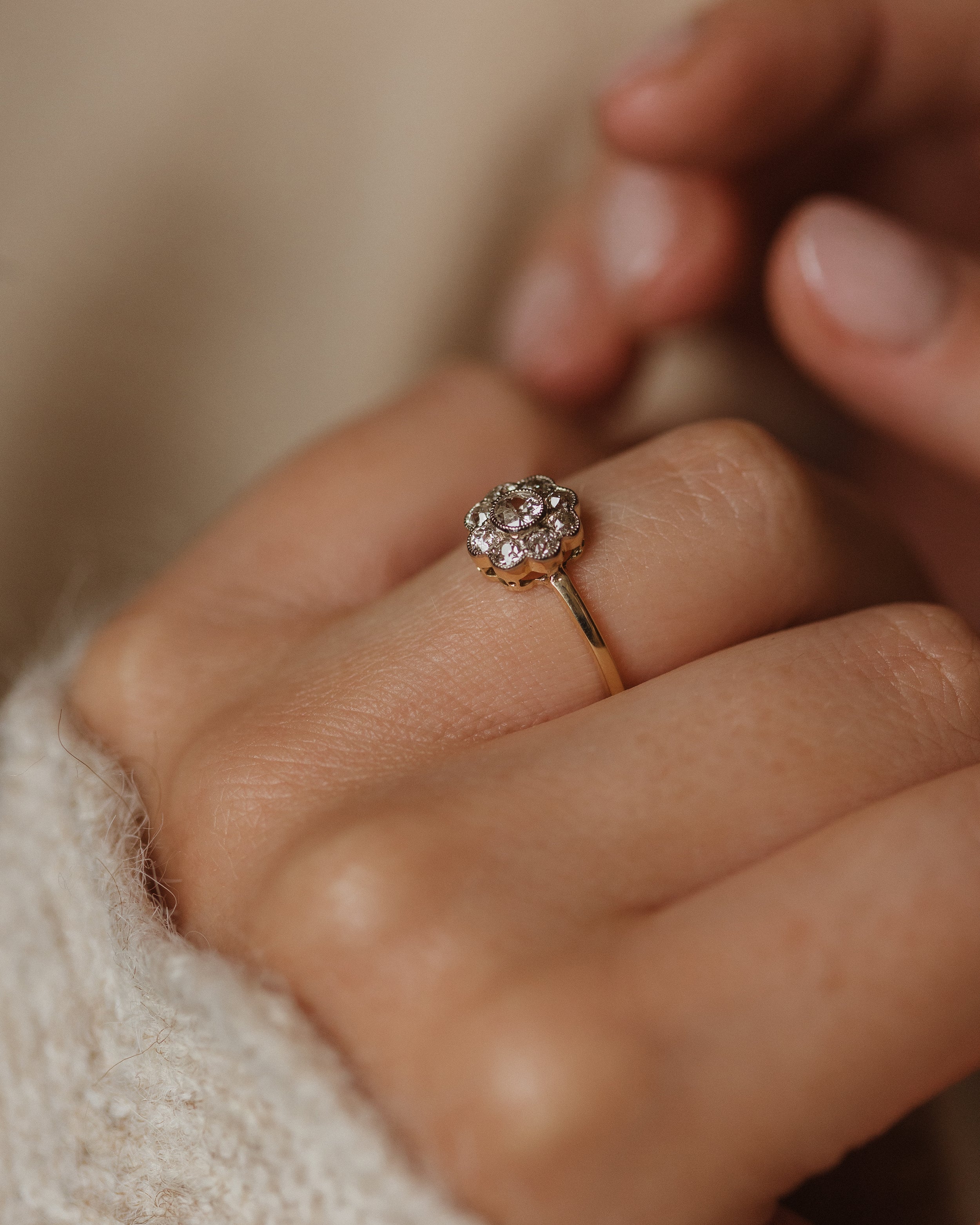 Serafina Antique 18ct Gold Diamond Daisy Cluster Ring