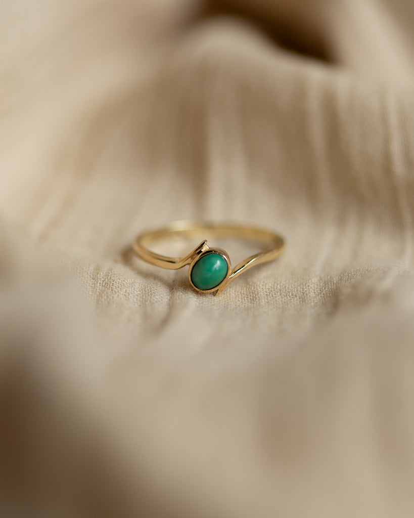 Eva 1985 Vintage 9ct Gold Turquoise Single Stone Ring