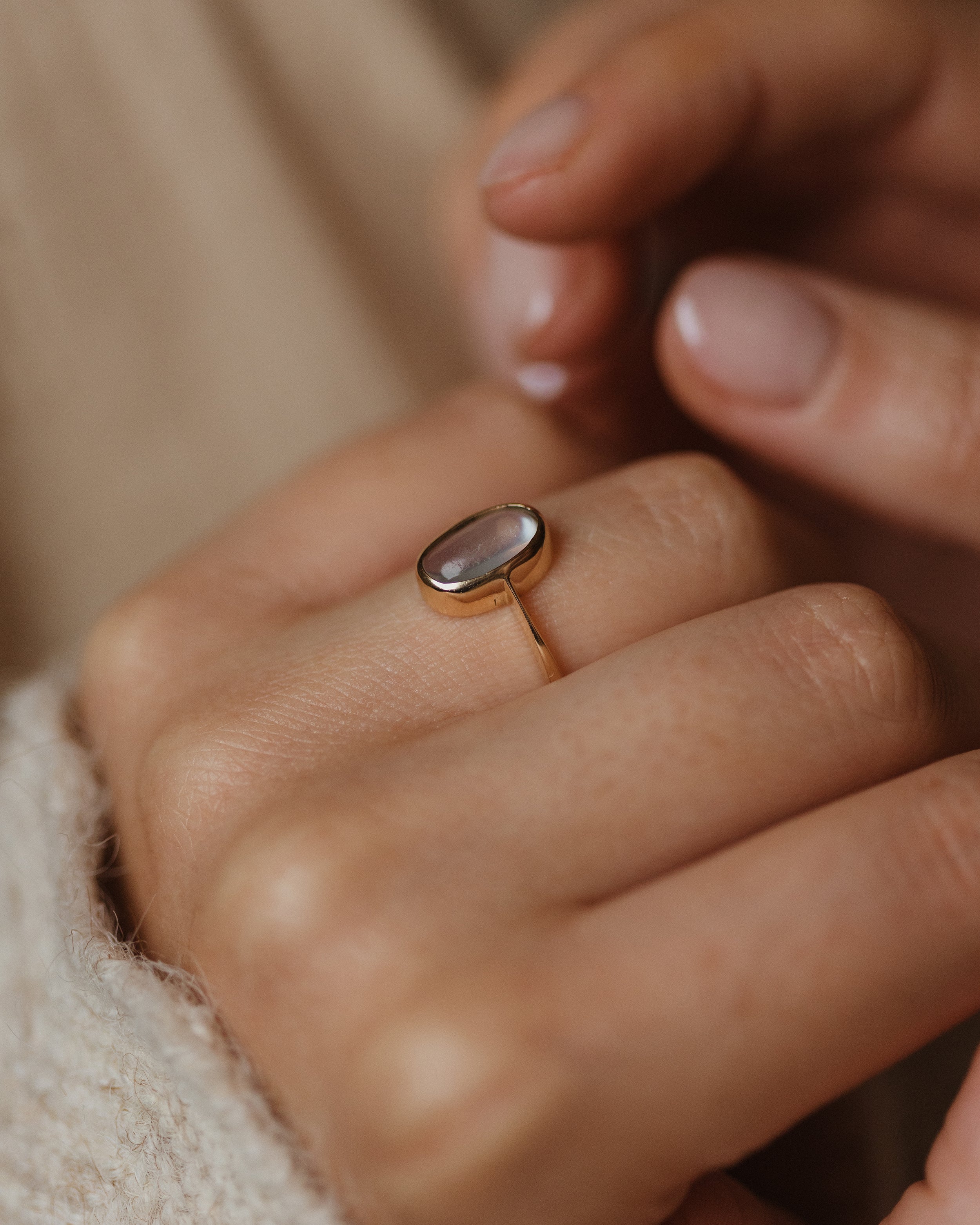 Birdie Vintage 9ct Gold Moonstone Single Stone Ring