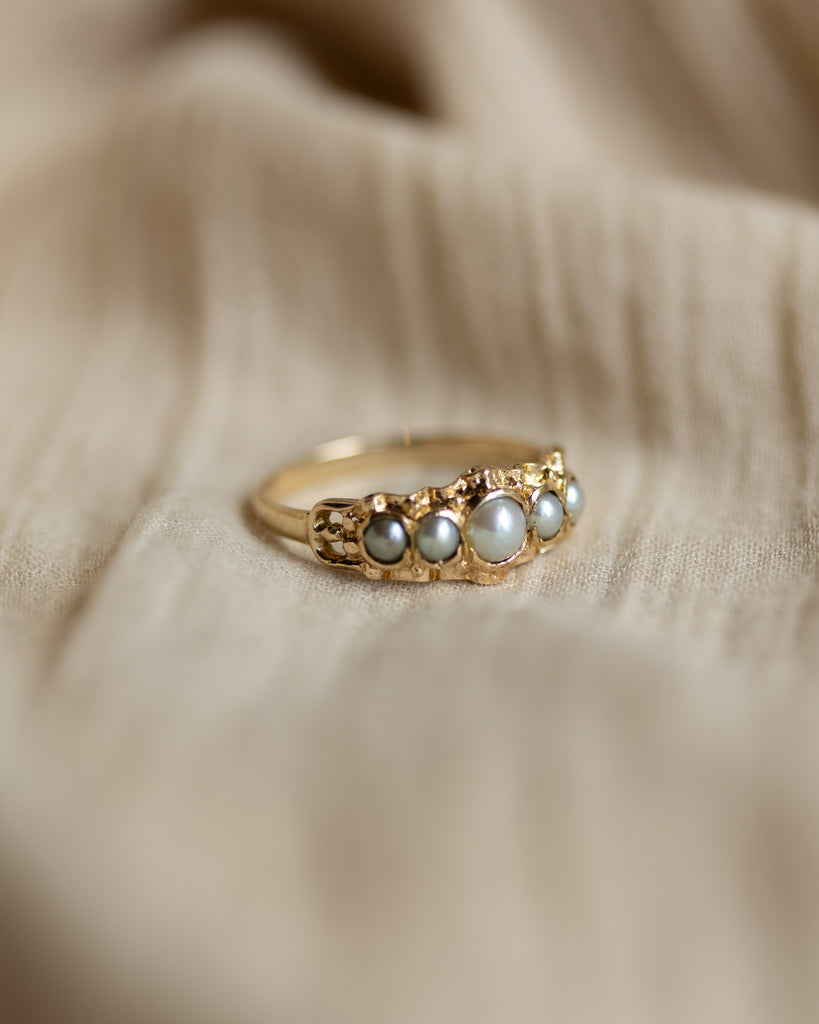 Annabelle 1968 Vintage 9ct Gold Five Stone Pearl Ring