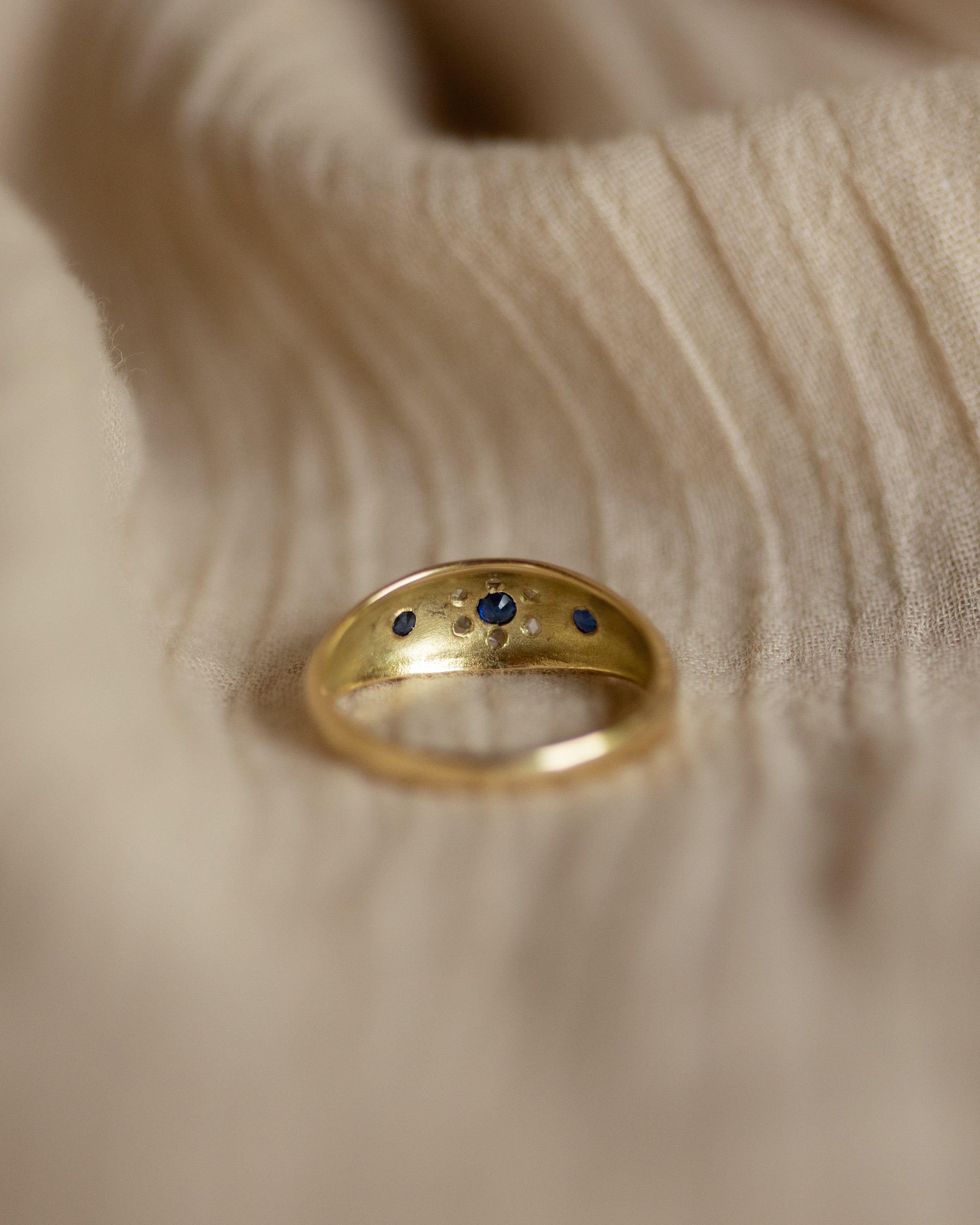 Floriane 1994 Vintage 18ct Gold Sapphire & Diamond Ring