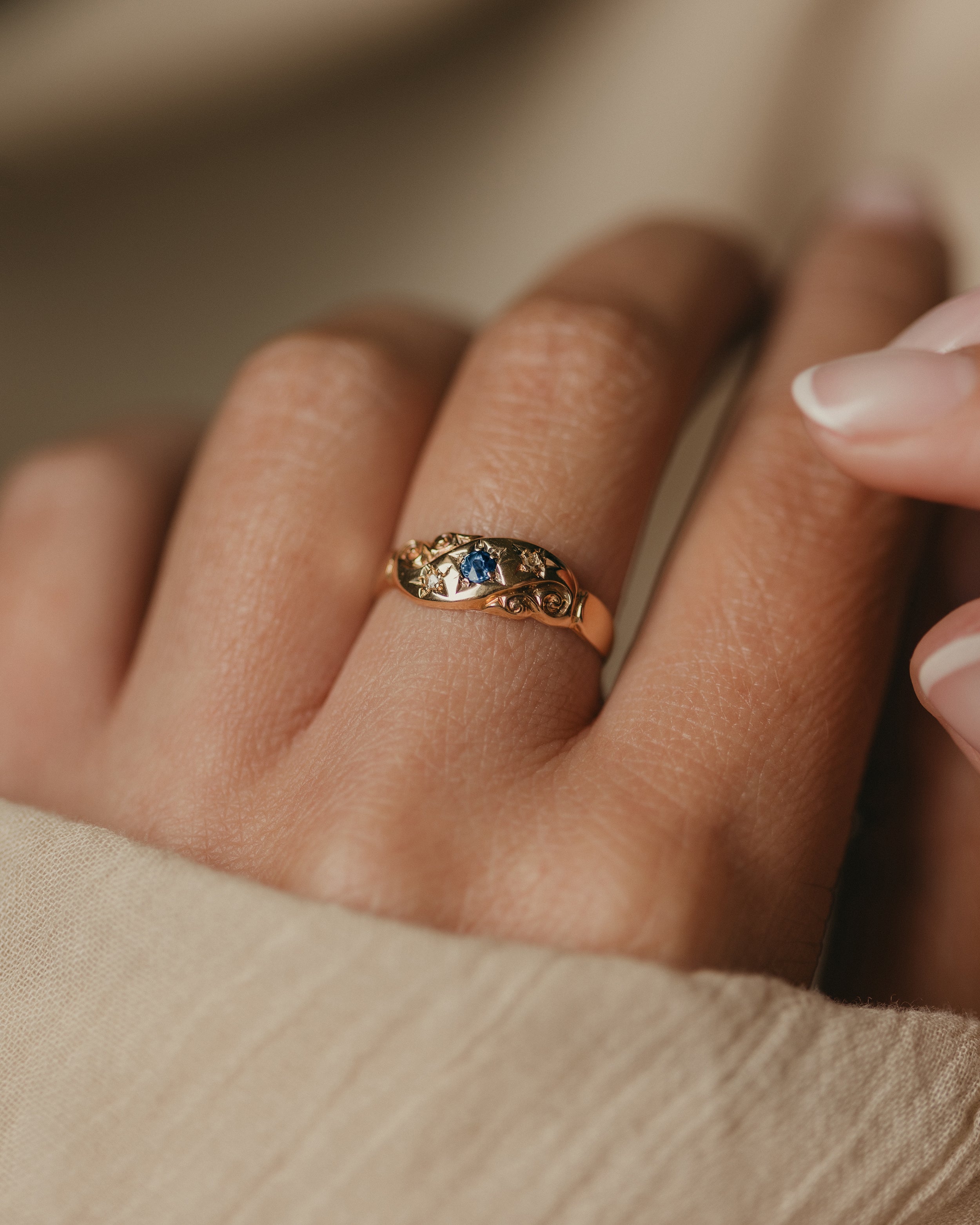 Chessie 1909 Antique 18ct Gold Sapphire & Diamond Trilogy Ring