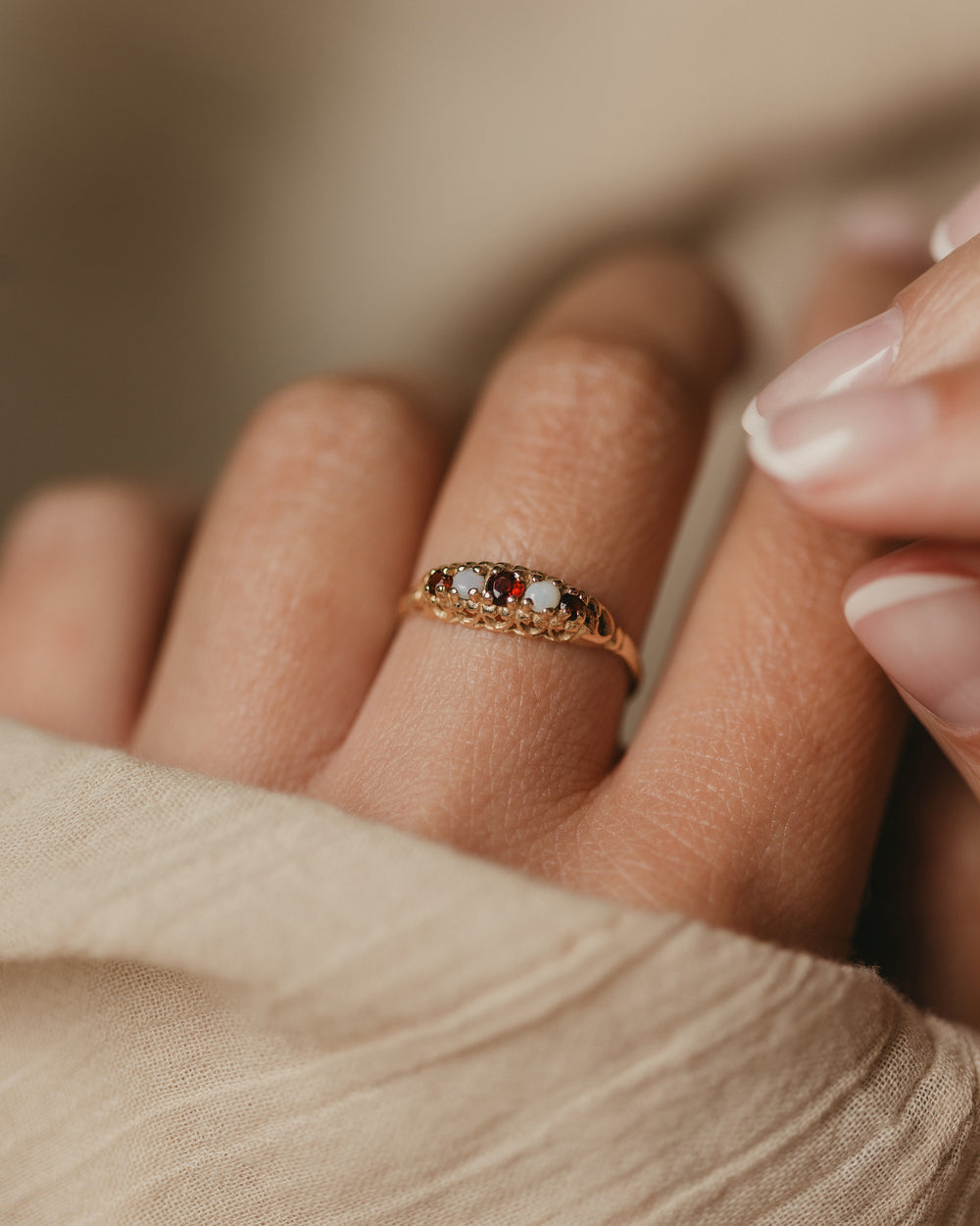 Anne 1990 Vintage 9ct Gold Garnet & Opal Five Stone Ring