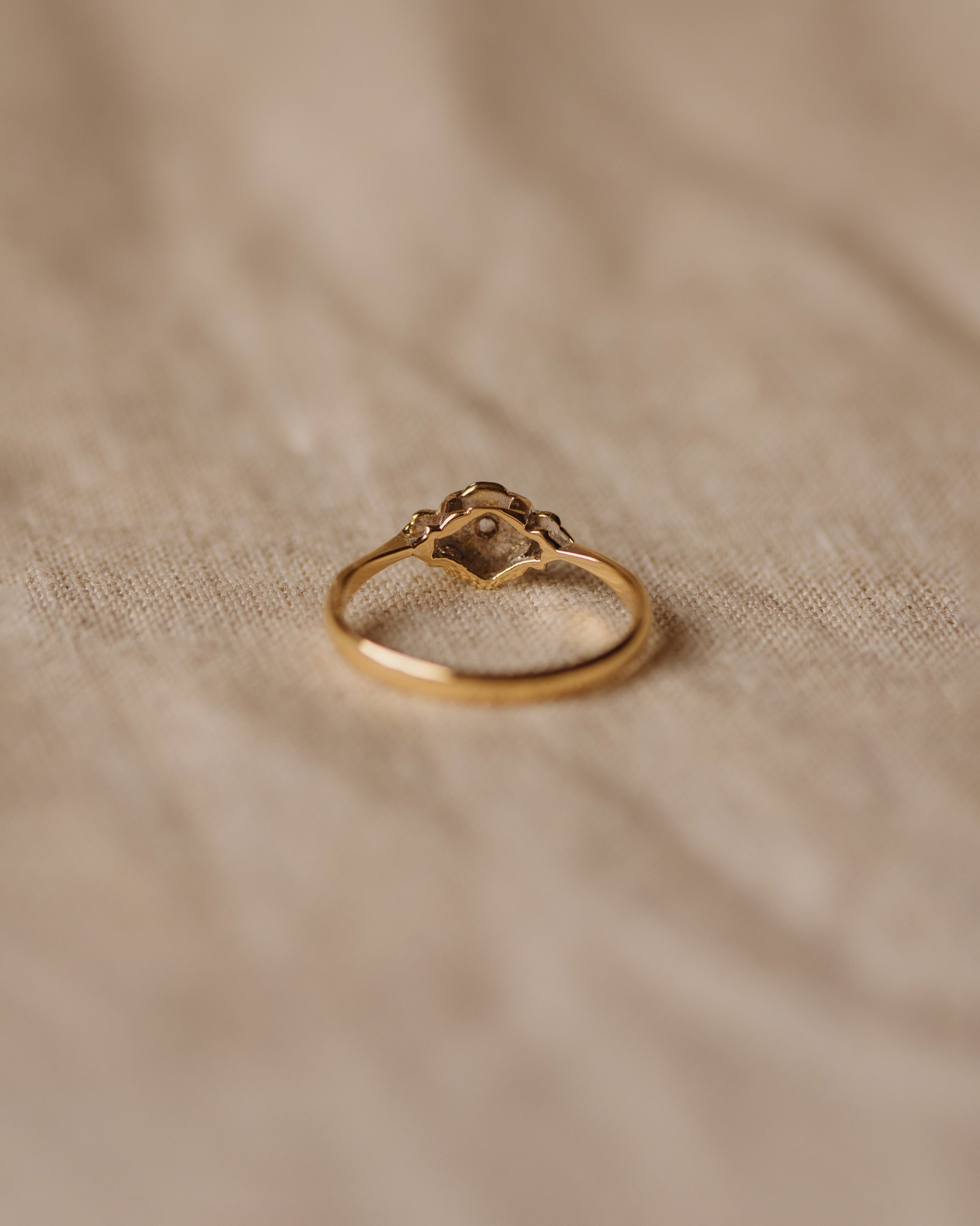 Honora Antique Art Deco 9ct Gold Diamond Ring