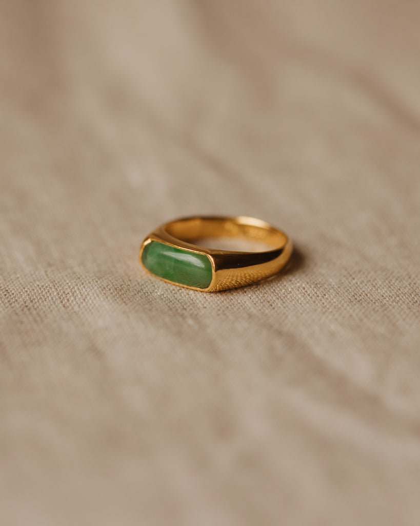 Augusta Vintage 22ct Gold Jade Saddle Ring