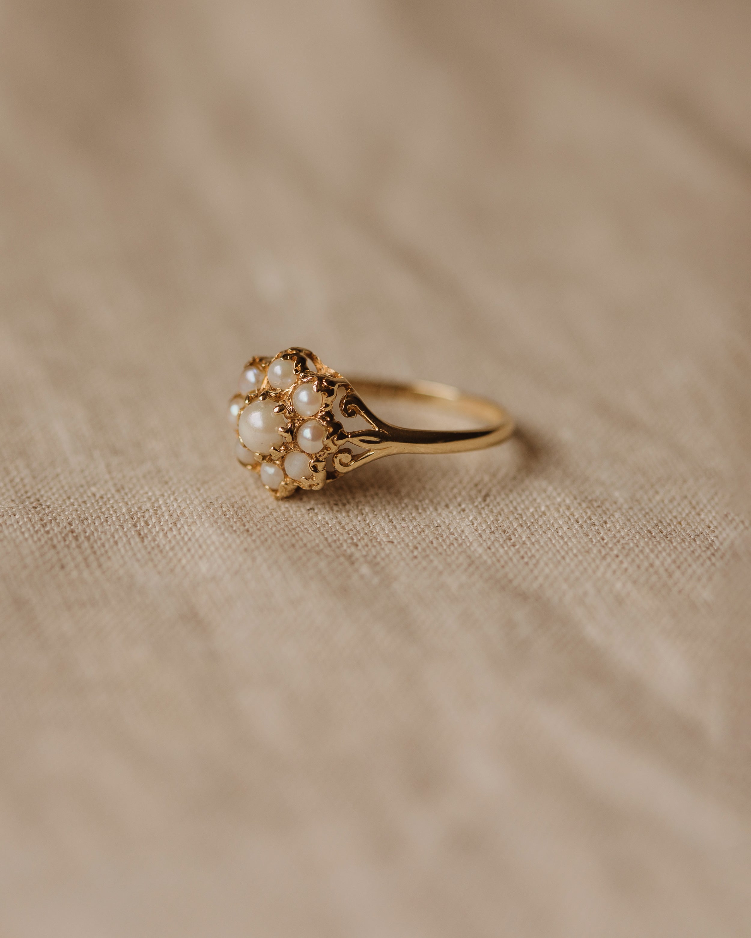 Maria Vintage 9ct Gold Pearl Flower Cluster Ring