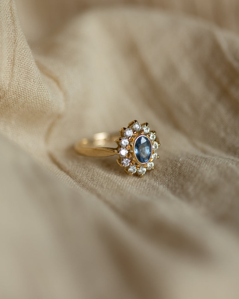 Chloe 1976 Vintage 9ct Gold Blue Topaz & CZ Cluster Ring