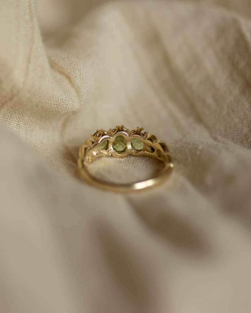 Phyllis Vintage 9ct Gold Peridot Trilogy Ring