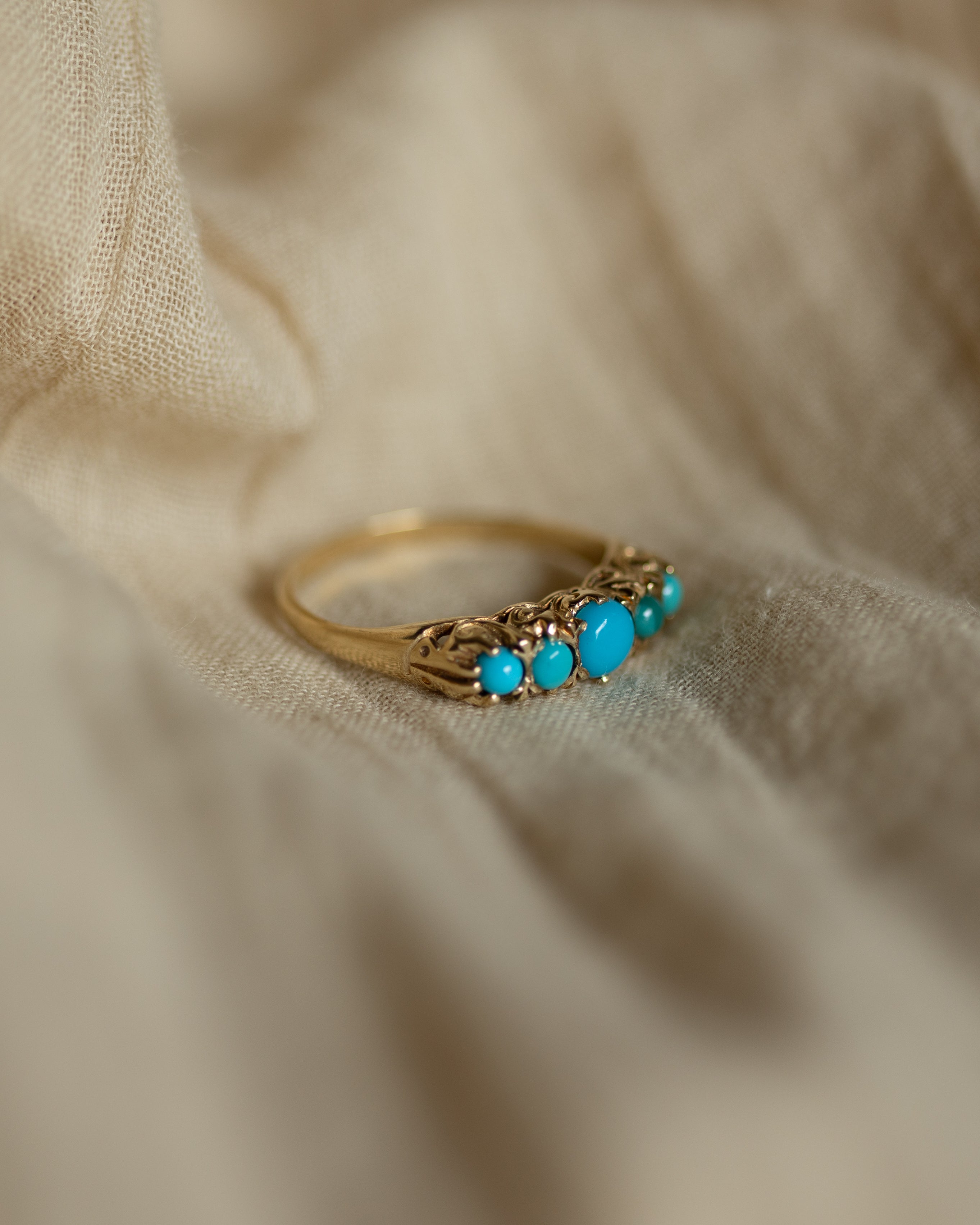 Tilly 1975 Vintage 9ct Gold Turquoise Five Stone Ring