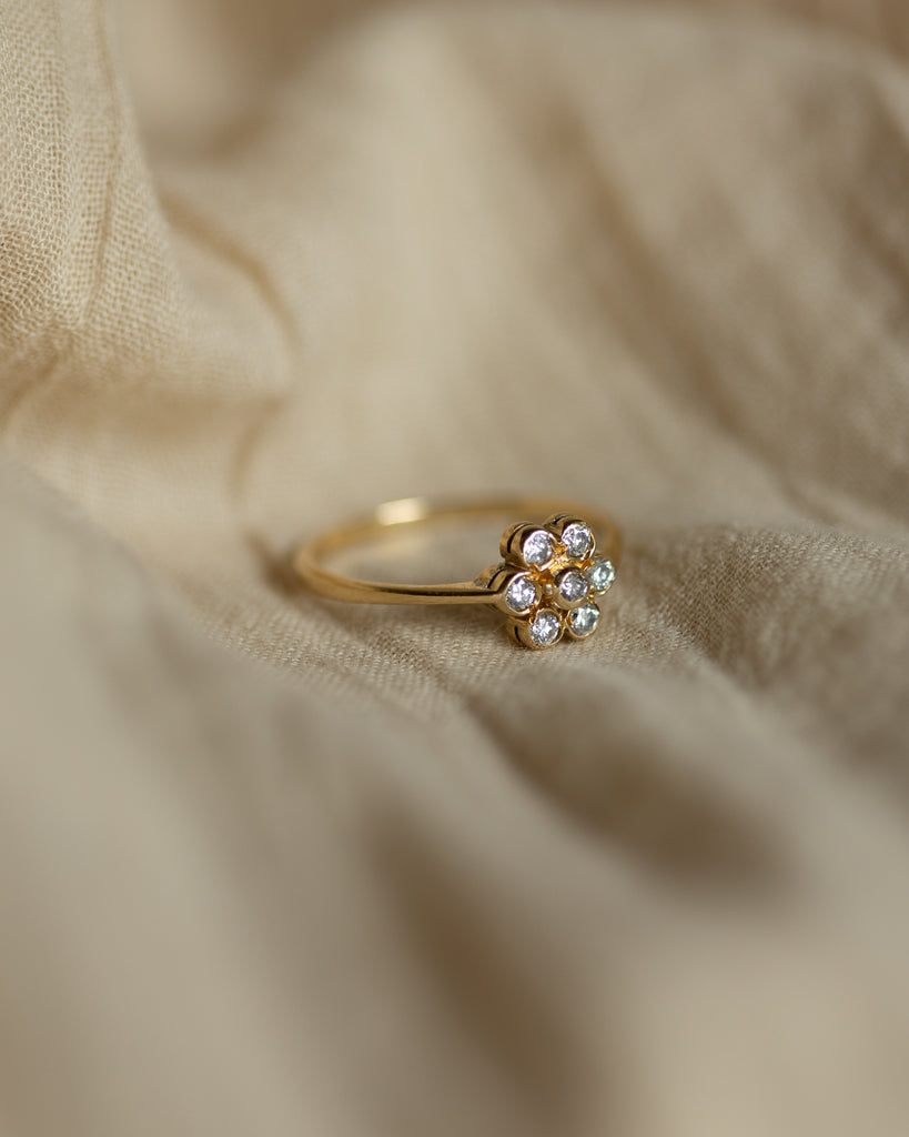 Josephine Vintage 18ct Gold Diamond Daisy Cluster Ring