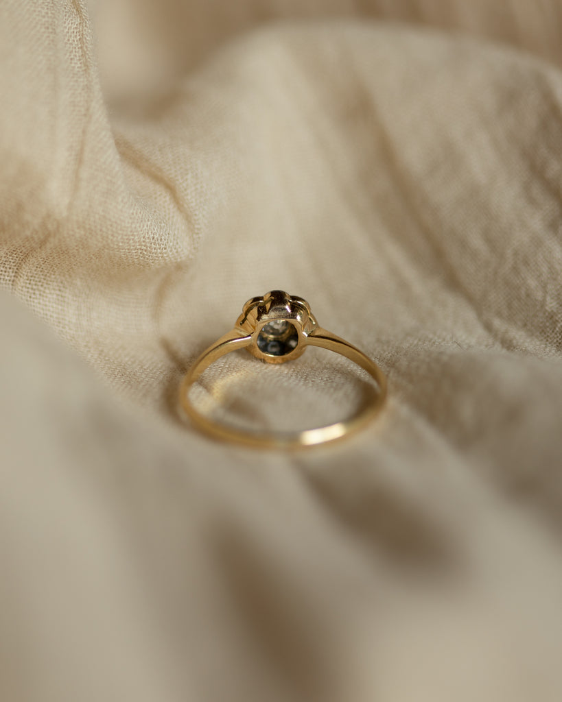 Francoise Antique 18ct Gold Diamond Daisy Cluster Ring