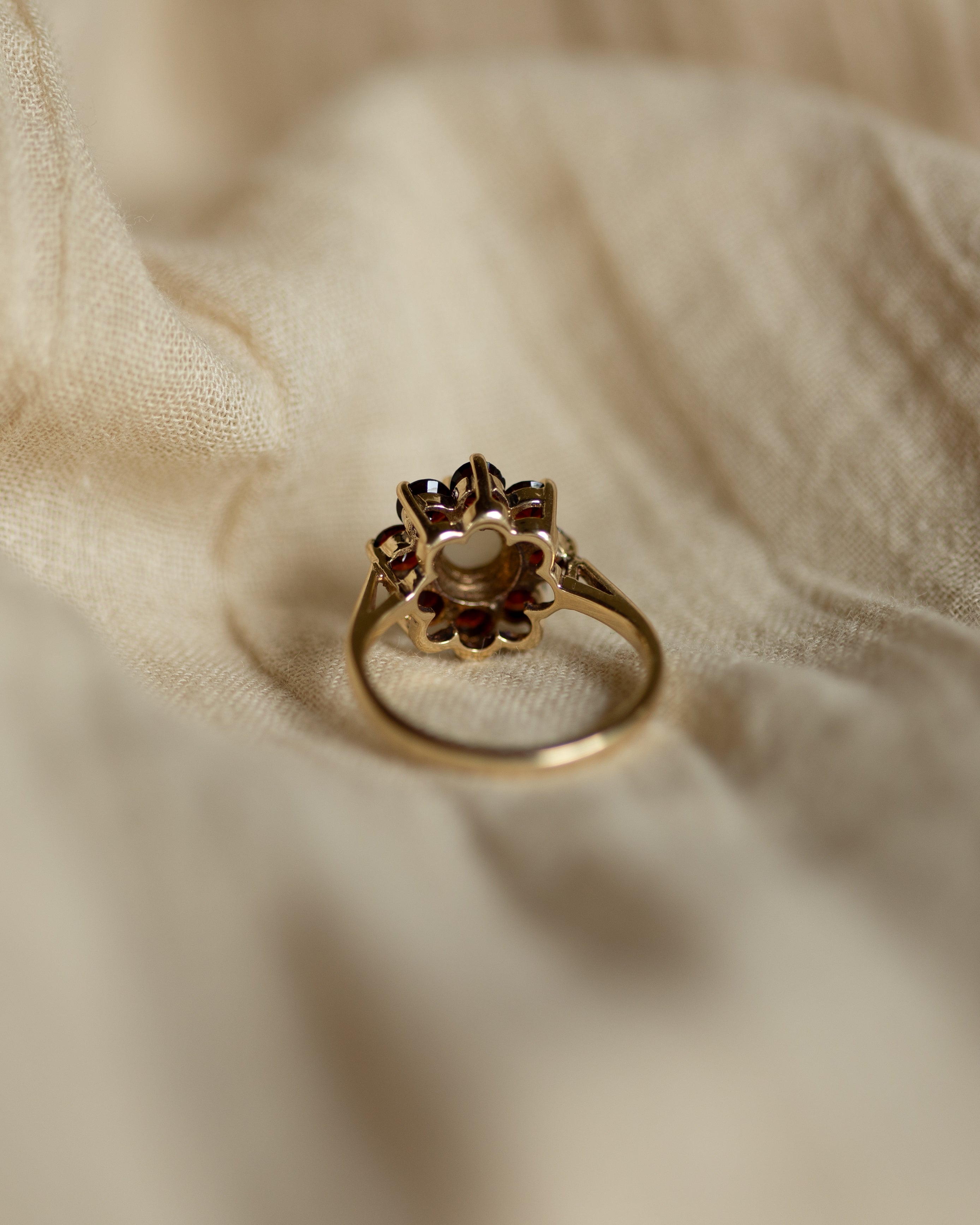 Juliette 1967 Vintage 9ct Gold Pearl & Garnet Cluster