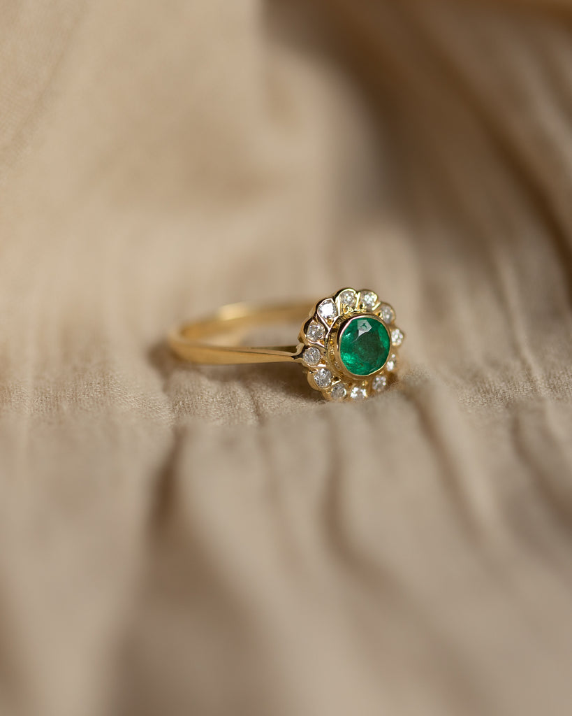 Zadie 1989 Vintage 18ct Gold Emerald & Diamond Cluster Ring