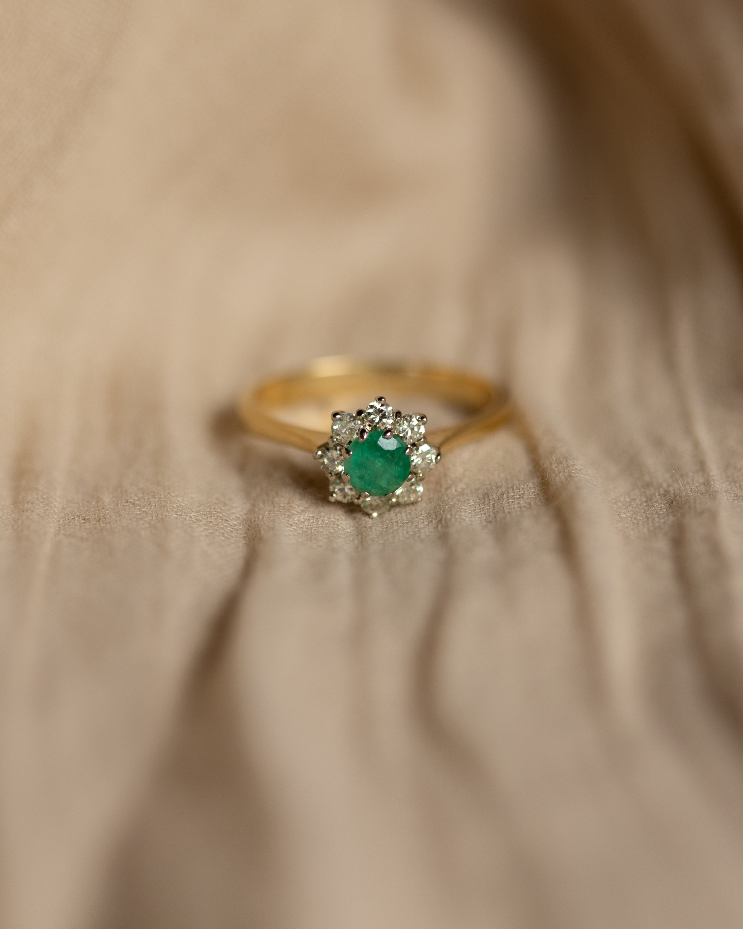 Avigail 1976 Vintage 18ct Gold Emerald & Diamond Cluster Ring