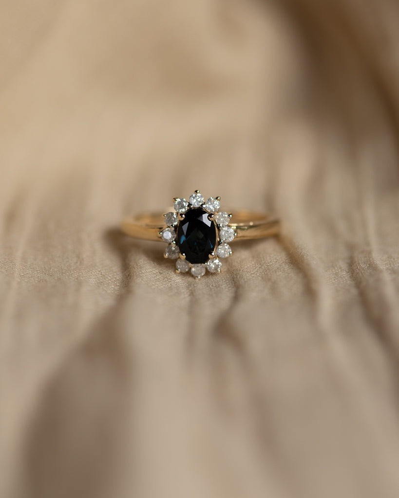 Minerva Vintage 9ct Gold Sapphire & Diamond Cluster Ring