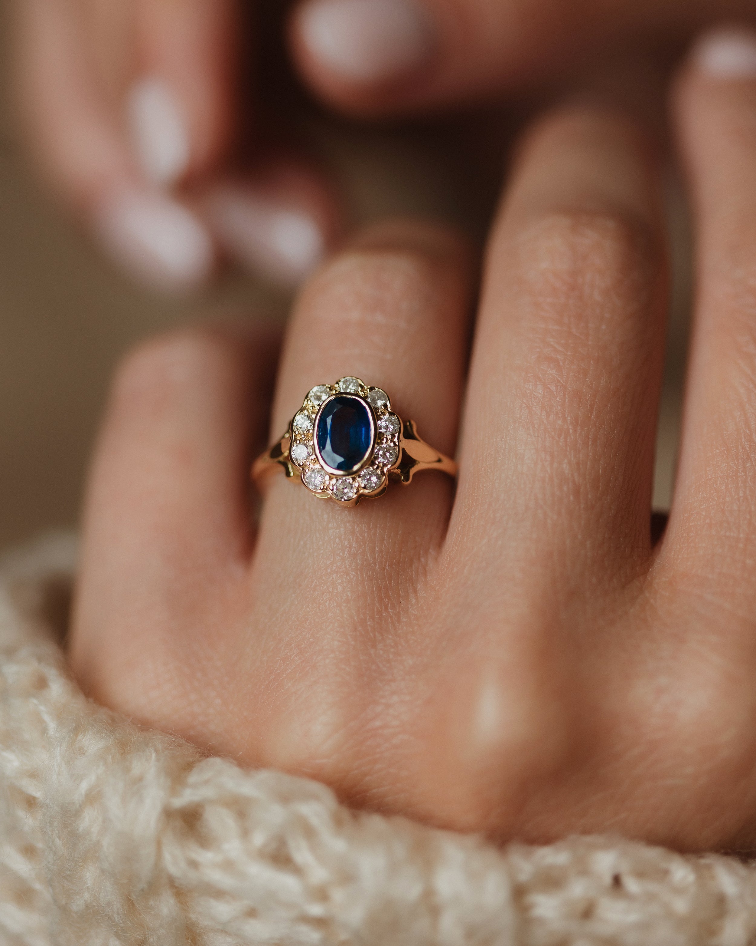 Virginie 1995 Vintage 18ct Gold Sapphire & Diamond Cluster Ring