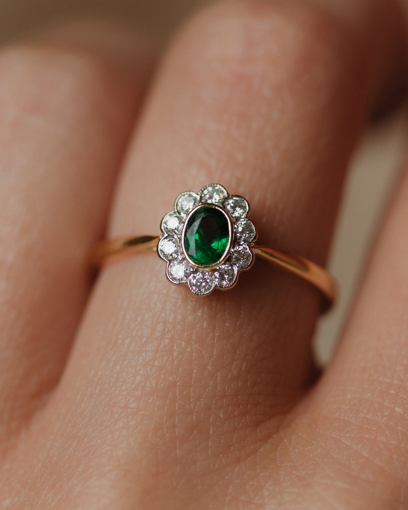 Amarilis Vintage 18ct Gold Emerald & Diamond Cluster Ring