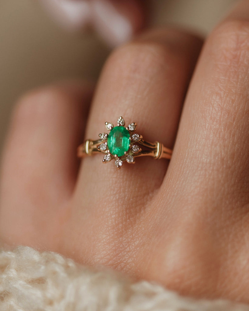 Joyce Vintage 9ct Gold Emerald & Diamond Cluster Ring