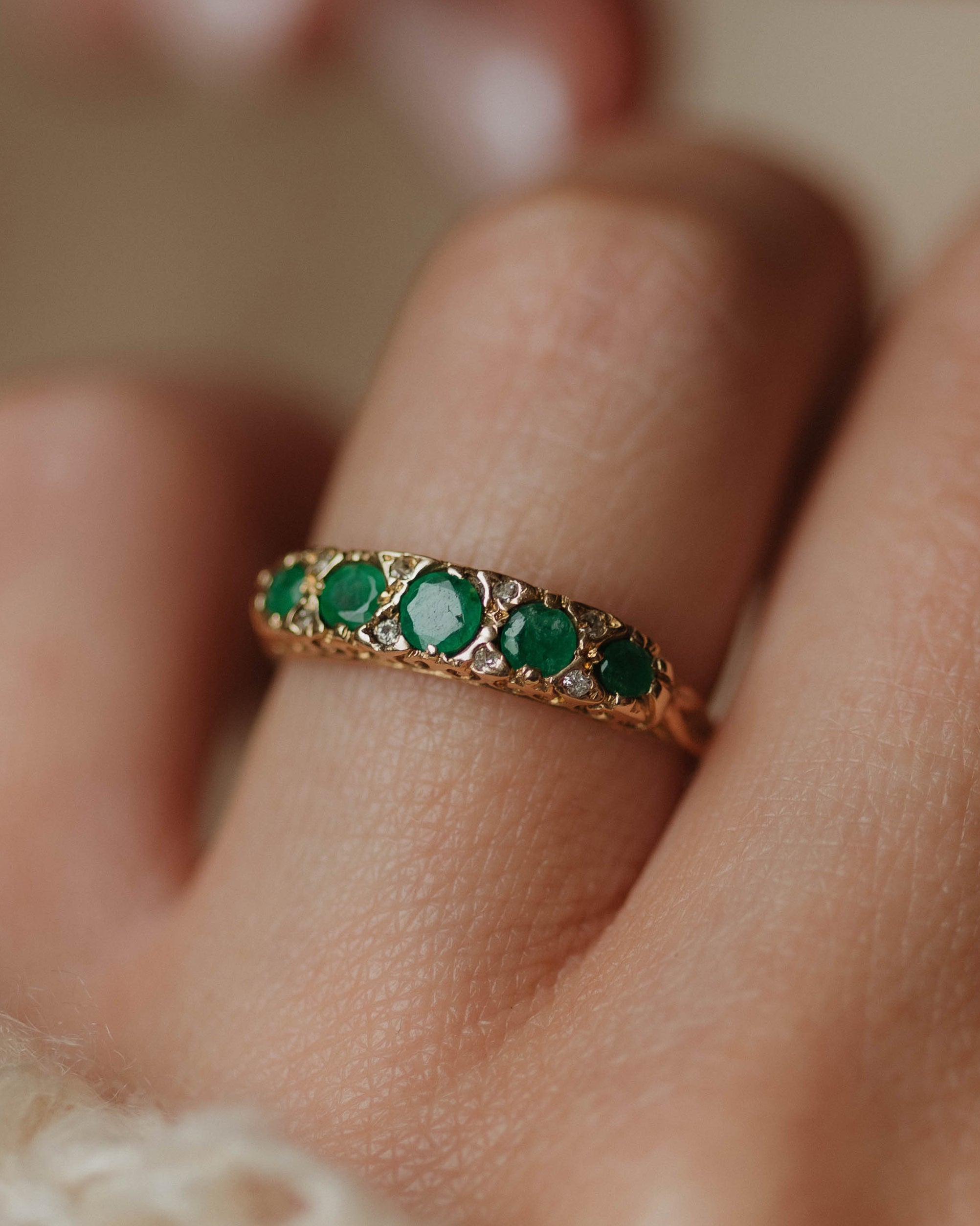 Alethia 1974 Vintage 9ct Gold Emerald & Diamond Five Stone Ring