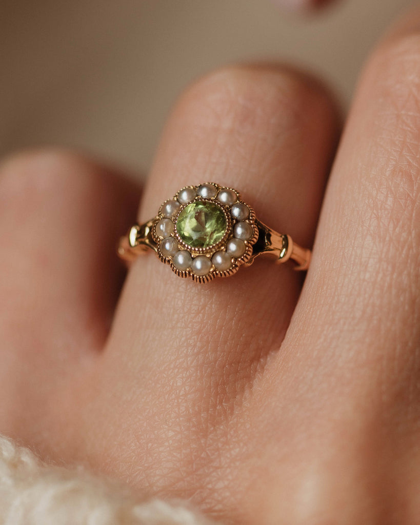 Annaliese Vintage 18ct Gold Peridot & Pearl Cluster Ring