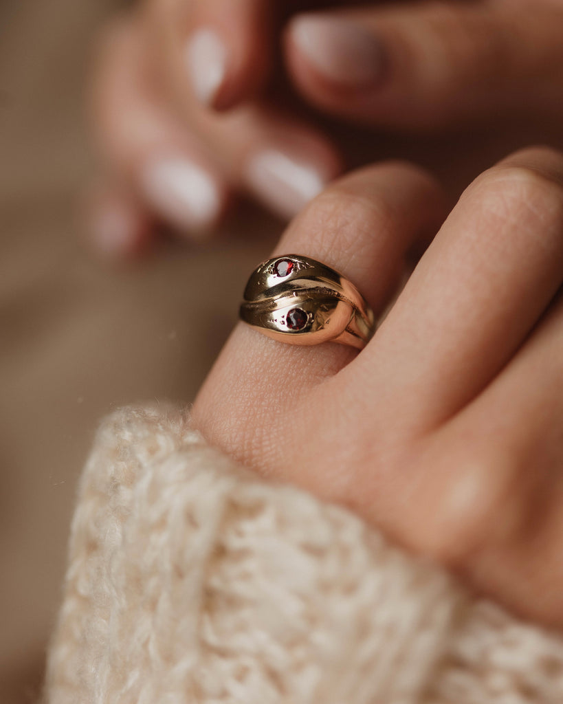 Armande 1963 Vintage 9ct Gold Garnet Double Snake Ring