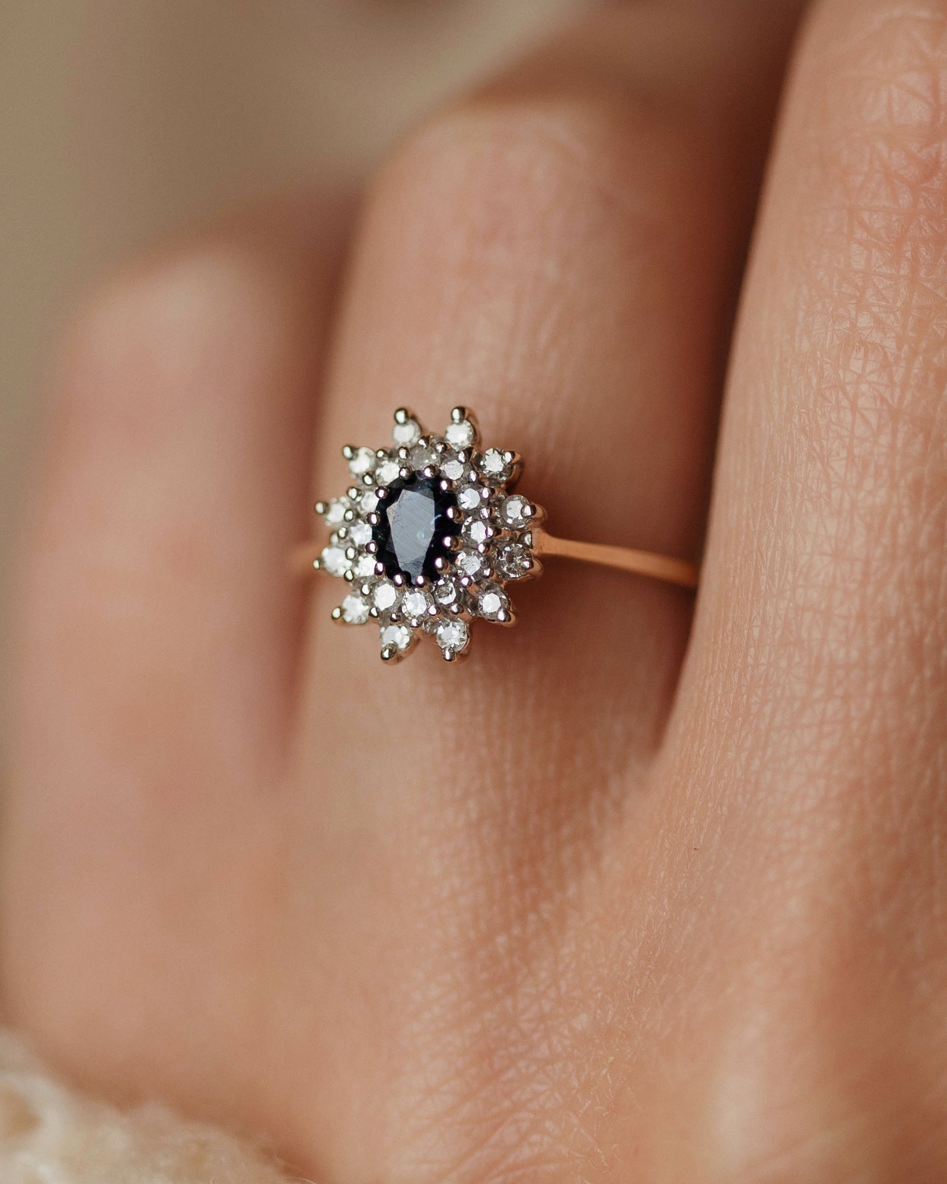 Anne Vintage 9ct Gold Sapphire & Diamond Cluster Ring