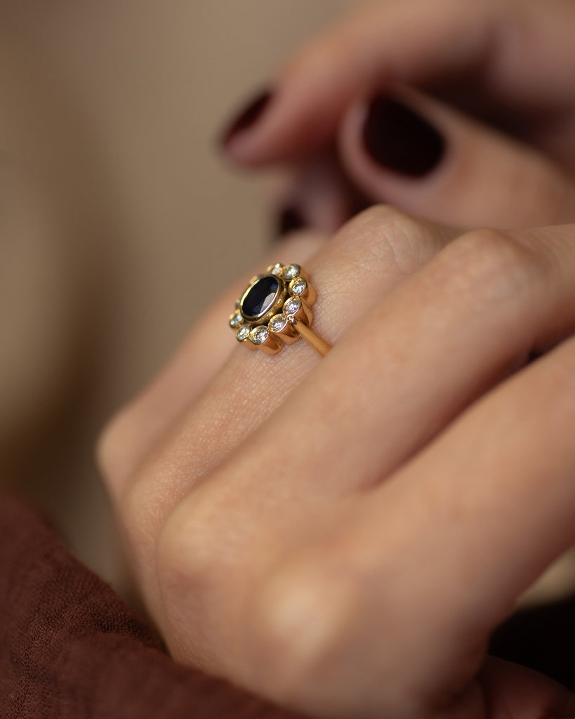 Carlotta Vintage 18ct Gold Sapphire & Diamond Cluster Ring