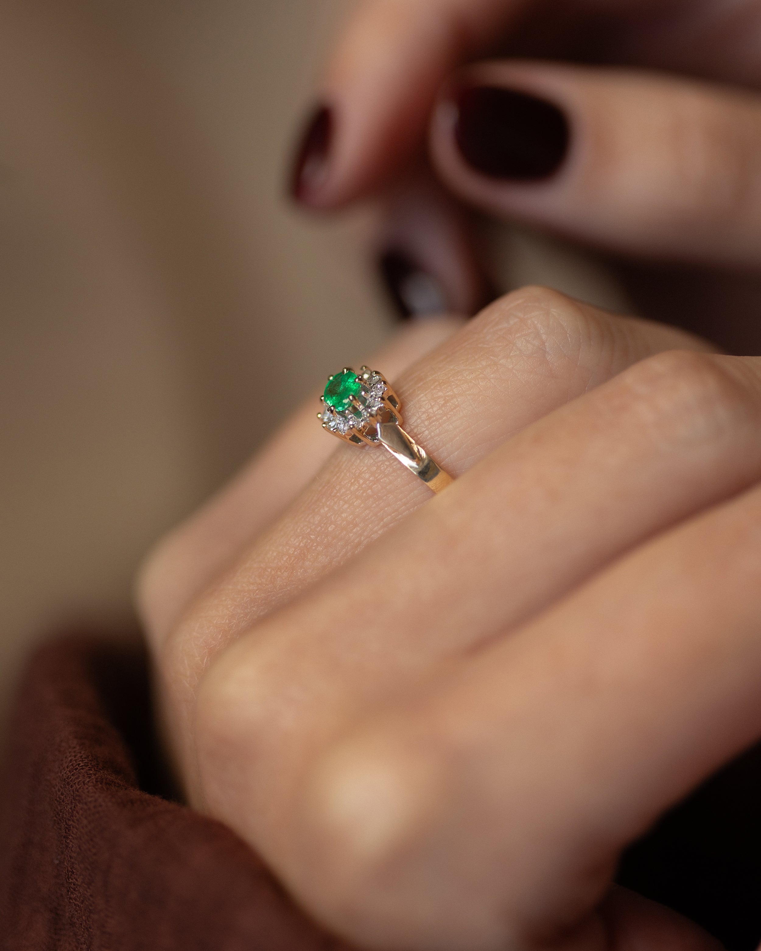 Elisa 1989 Vintage 9ct Gold Emerald & Diamond Cluster Ring
