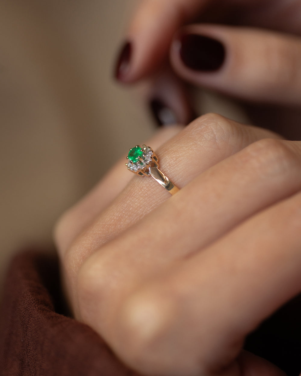 Elisa 1989 Vintage 9ct Gold Emerald & Diamond Cluster Ring