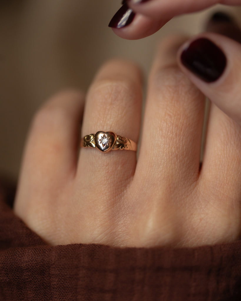 Diana 1900 Antique 9ct Gold Heart-Shaped Diamond Ring