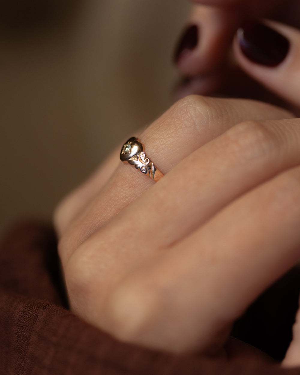 Diana 1900 Antique 9ct Gold Heart-Shaped Diamond Ring