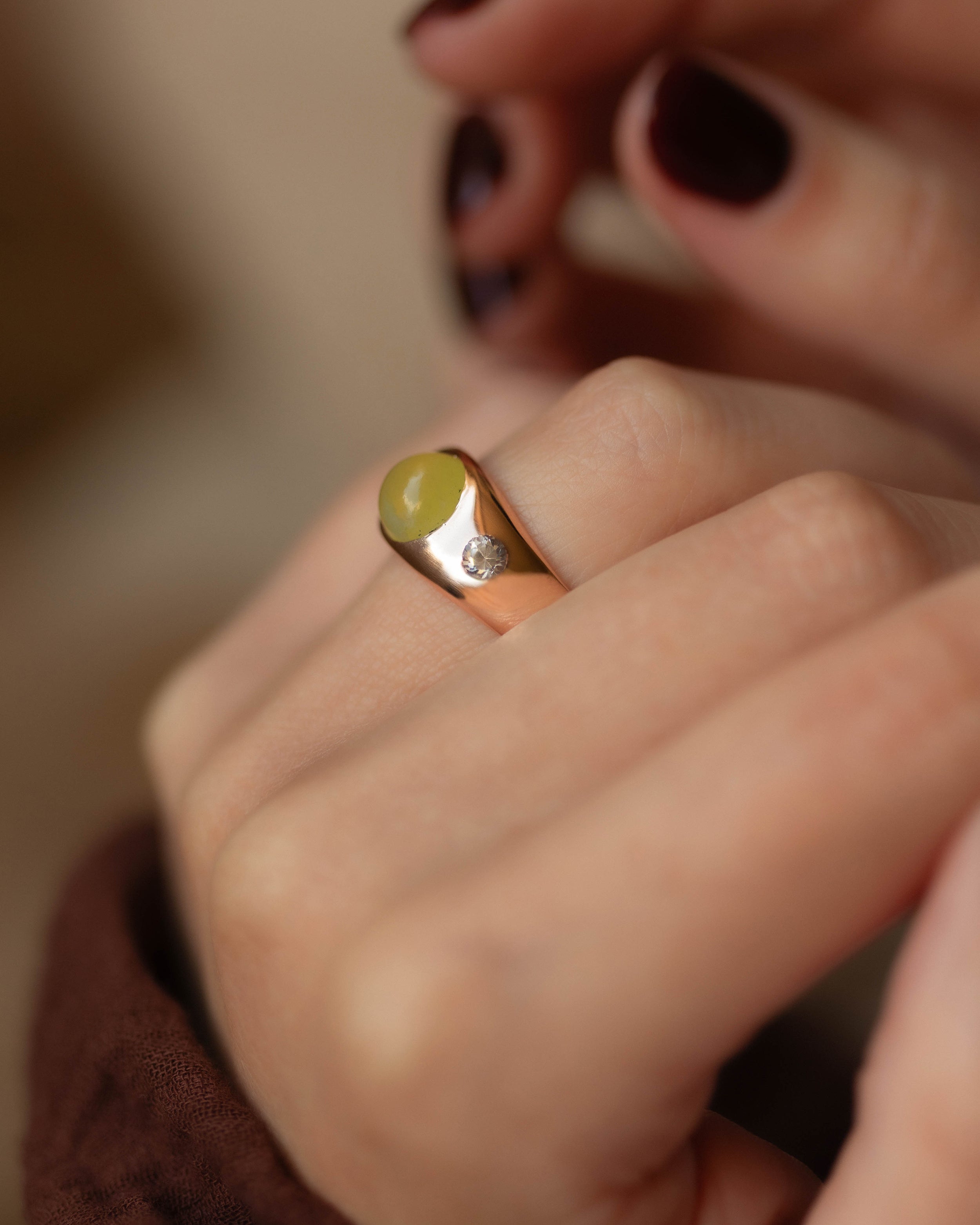 Emilienne Vintage 9ct Gold Chrysoberyl & Diamond Trilogy Ring