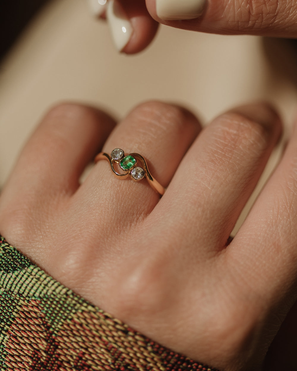 Vera Antique 18ct Gold Emerald & Diamond Trilogy Ring
