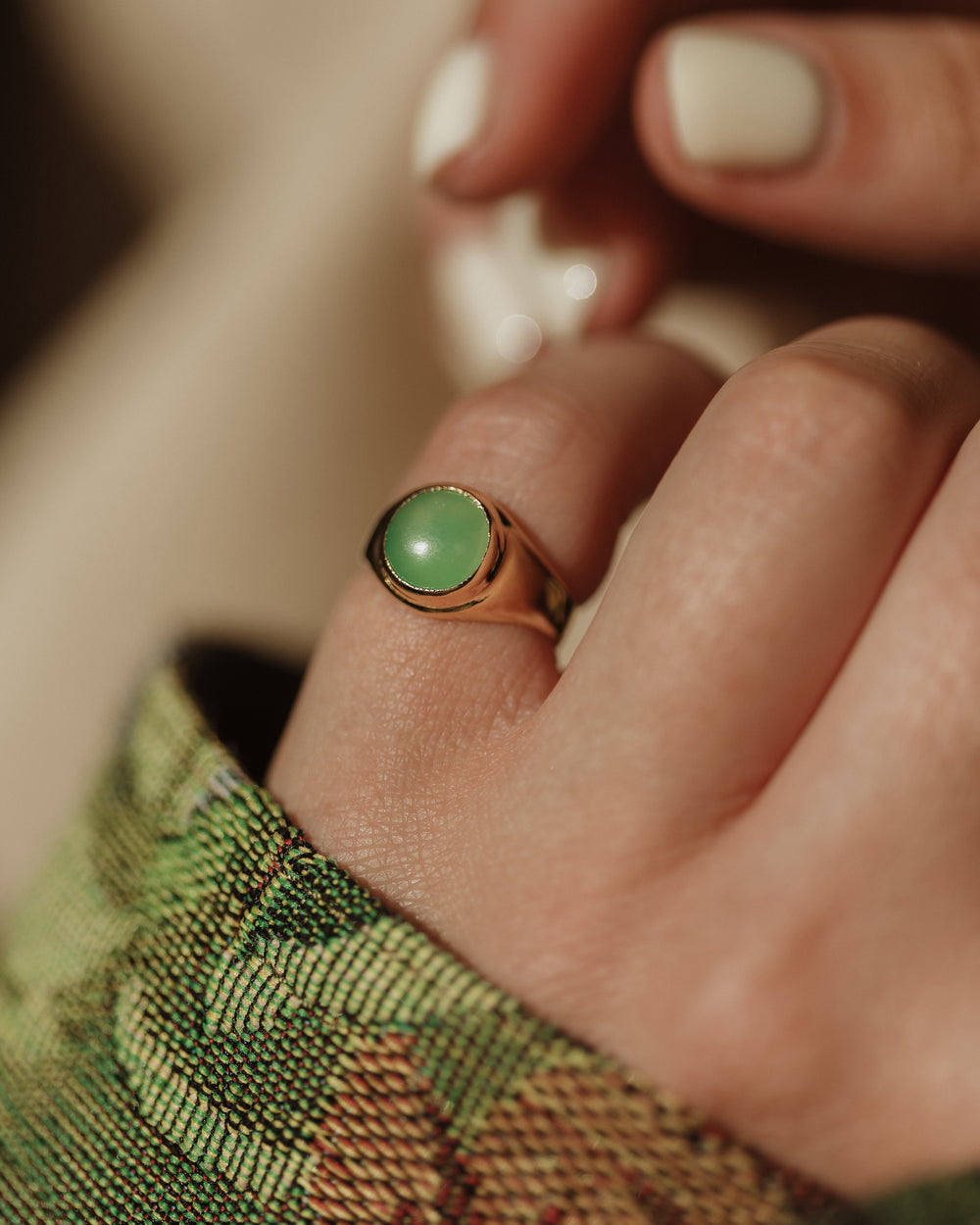 Rhiannon 1975 Vintage 9ct Gold Chrysoprase Signet Ring