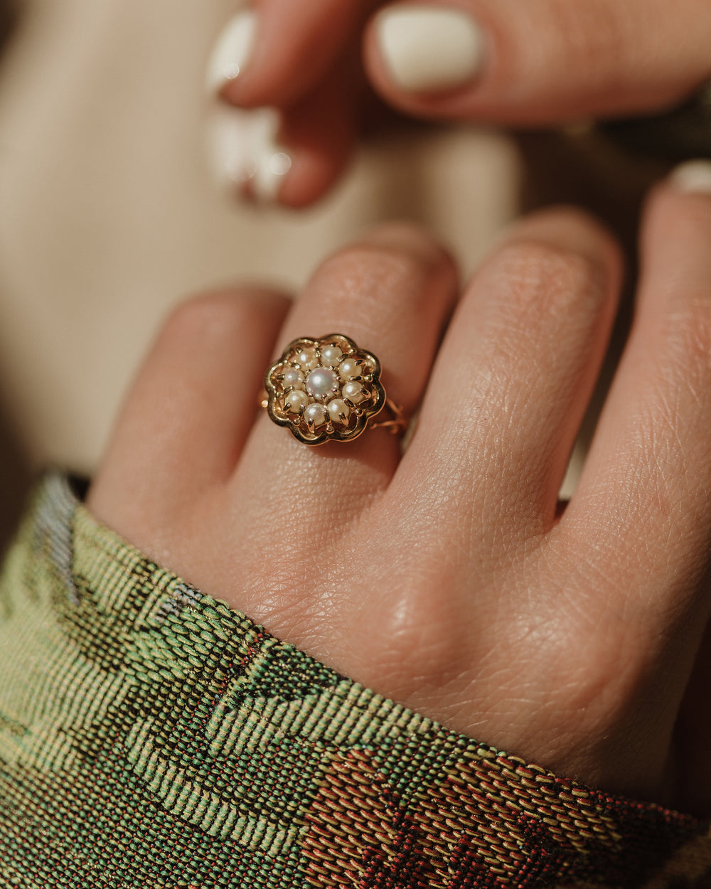 Alberta 1959 Vintage 9ct Gold Pearl Cluster Ring