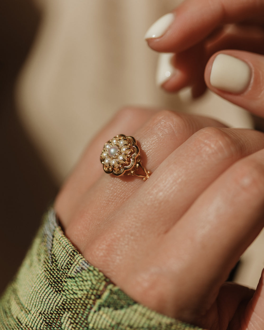 Alberta 1959 Vintage 9ct Gold Pearl Cluster Ring