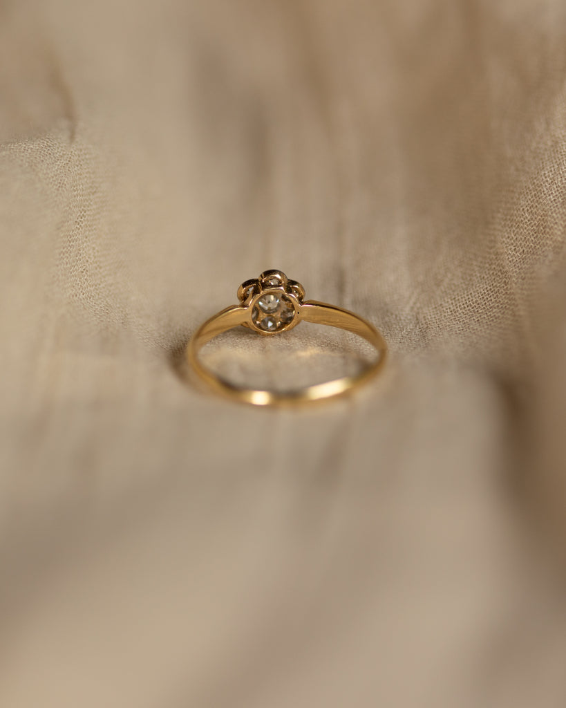 Leonora Antique 18ct Gold Diamond Daisy Cluster Ring