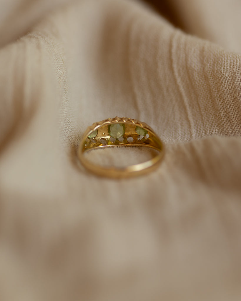 Catherine Vintage 18ct Gold Peridot & Diamond Seven Stone Ring