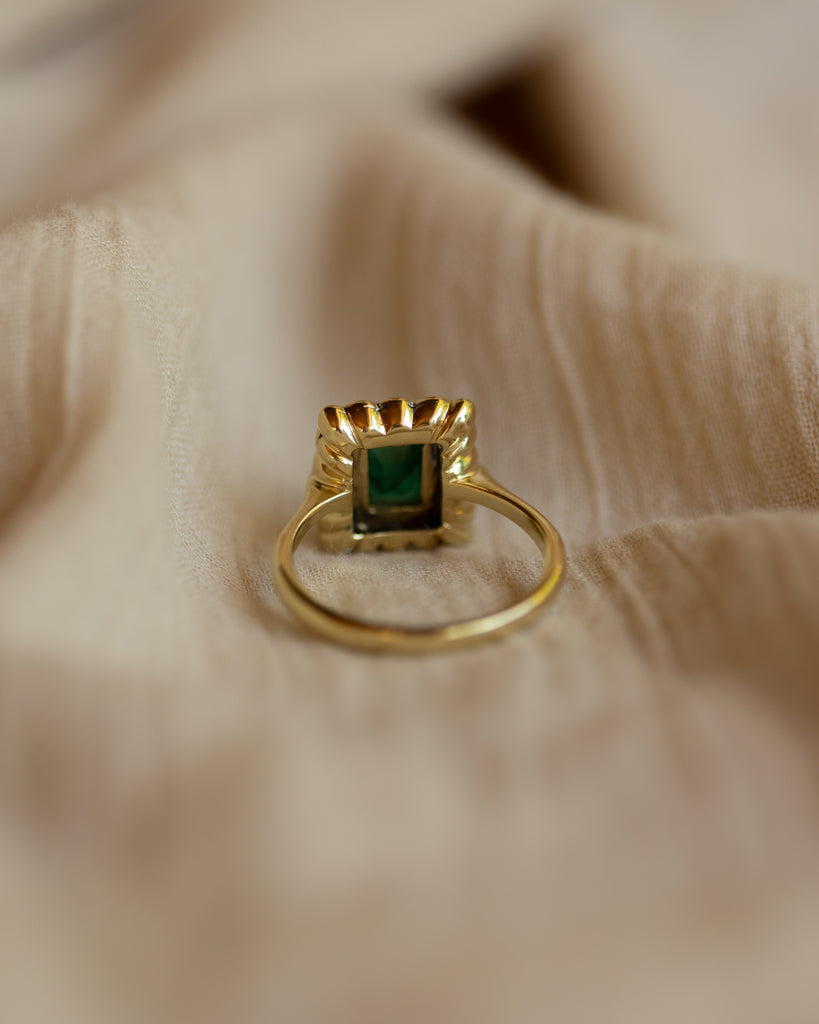 Elspeth 1996 Vintage 18ct Gold Emerald & Diamond Cluster Ring