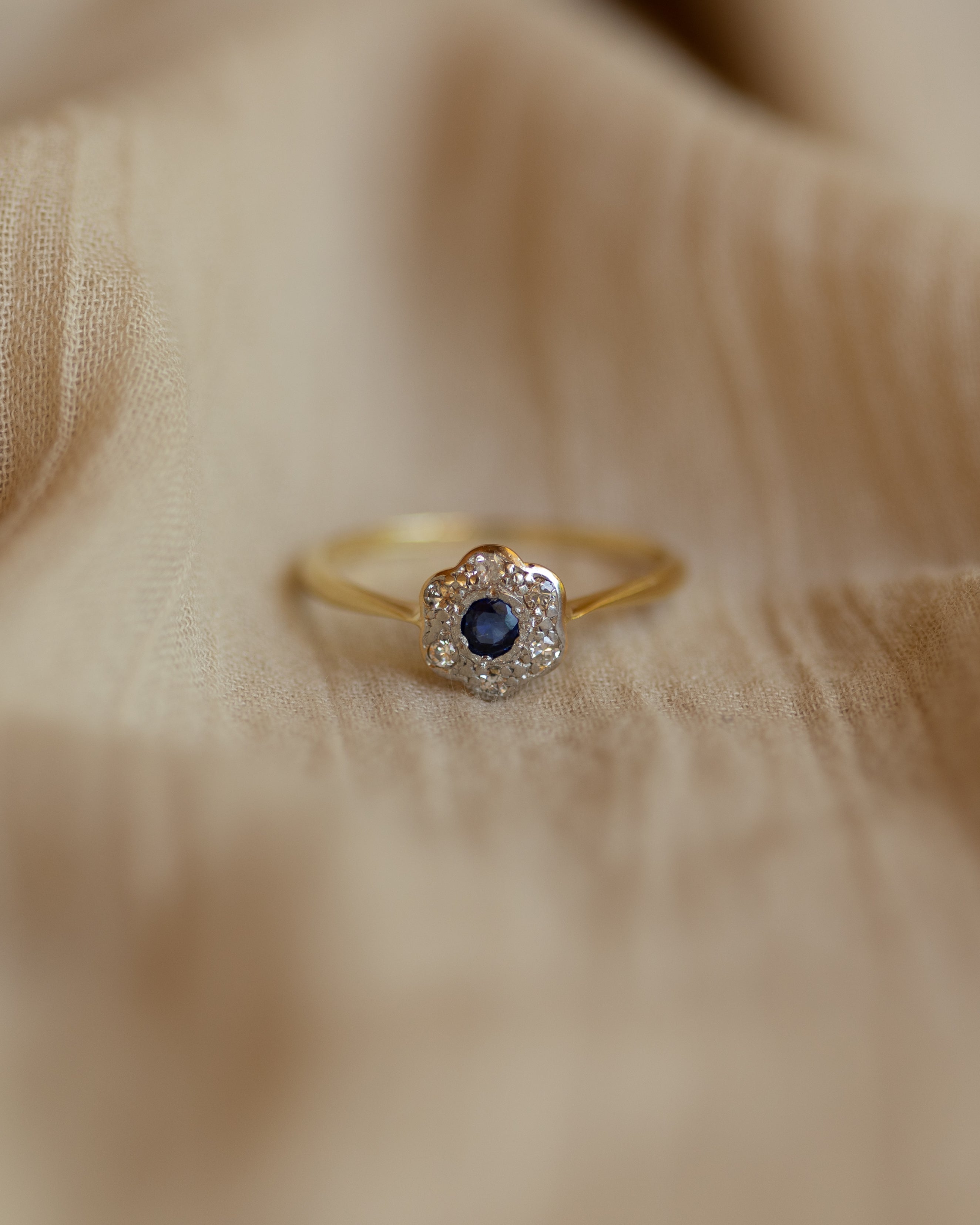 Image of Gilda Antique 18ct Gold Sapphire & Diamond Flowerhead Cluster Ring