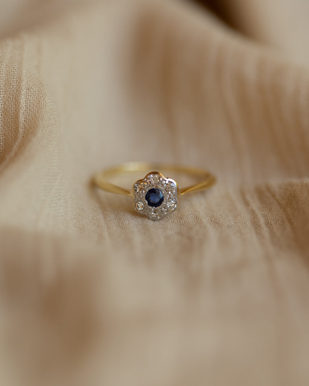 Gilda Antique 18ct Gold Sapphire & Diamond Flowerhead Cluster Ring