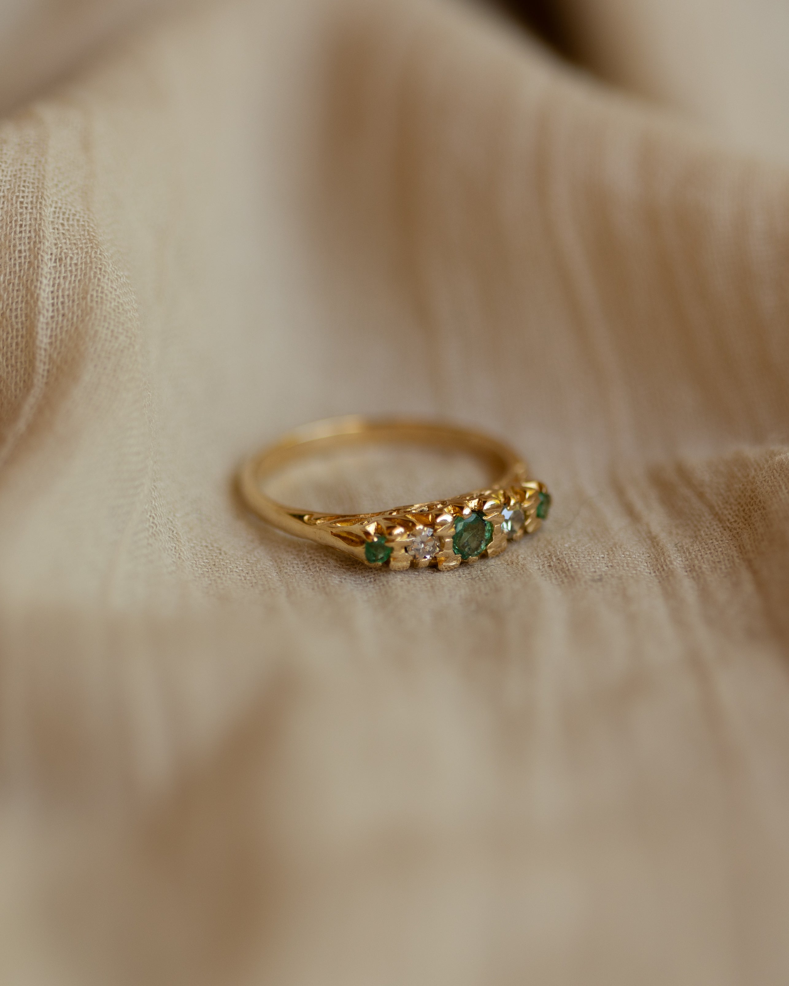 Ana 1976 Vintage 18ct Gold Emerald & Diamond Five Stone Ring